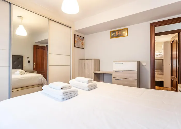 Argueelles - 3 Hab Y 1 Bano - 5 Pax - Vut-5675-as